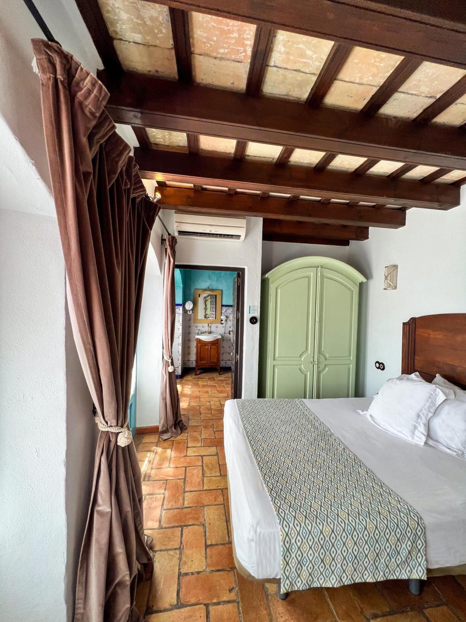 Servilia Guest house